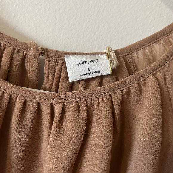 Wilfred Tan Ruffle Blouse - Picture 2 of 2